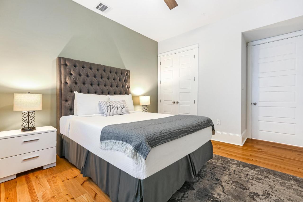 Fully Upgraded Urban Retreat With Pool