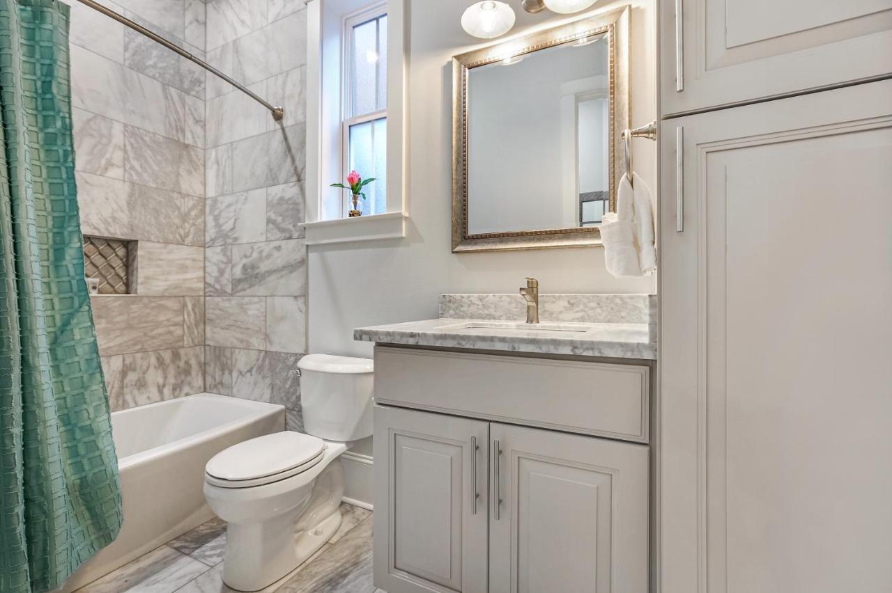 Fully Upgraded Urban Retreat With Pool New Orleans